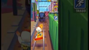 Let's Play SUBWAY SURFERS ! | Gameplay | Sweet Izza