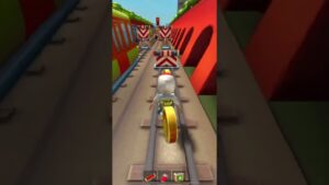 playing subway surfers in roblox be like:😨