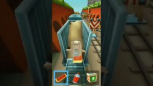jogando subway surfers pela primeira vez no roblox #roblox #shorts