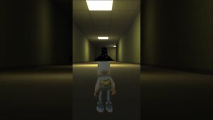 When you playing subway surfers at 3AM