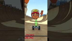MOTO de TRÊS RODAS na MEGA RAMPA do JAKE de SUBWAY SURFERS no GTA 5 ! #shorts