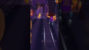 Olha esse bug no Subway Surfers!