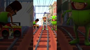 Jogo de celular Subway Surfers🤣