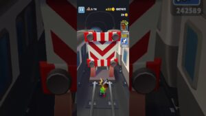 Subway Surfers New York Fresh Funk - Short - Audelinagg