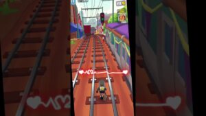 Играем в Subway Surfers