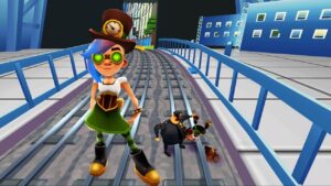 Subway Surfers Houston – Lucy Steam Outfit Vs Daredevil Board