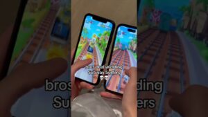 dual wielding Subway Surfers is wild 💀​ #subwaysurfers