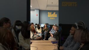 isnt it weird ? 🙄 #ucla #uclaesports #gaming #esports #subwaysurfers