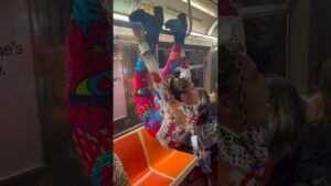 REAL LIFE SUBWAY SURFERS? SUBWAY DANCE PERFORMANCE! WHAT TIME DID YOU SEE THIS? 😱 ​⁠