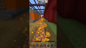 pov: you play subway surfers in minecraft...#minecraft #shorts