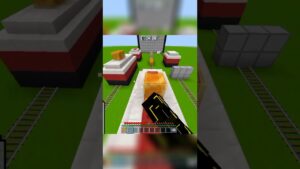 Minecraft - But I play subway surfers #shorts