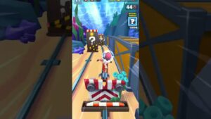 game play subway surfers 🚇🚇🎮🎮 #shorts #subwaysurfers #viral #gaming