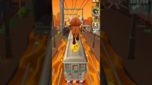 Subway surfers - Red Panda 😨💞💞 Floor is Lava #subwaysurfers #shorts