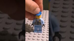 je fais le perso de subway surfers... mais c'est raté...