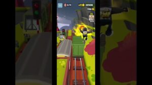 Subway surfers 😂😂 #shortvibeo #shorts #shrt