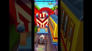 SUBWAY SURFERS JETPACK SKATE BOARD MAGNET V/S TRAIN..