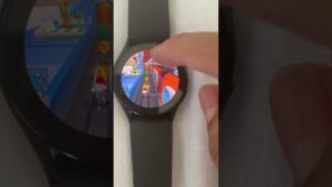 Subway surfers in watch #subway surfers #galaxy #watch #galaxywatch #shorts #viral