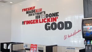 Tap Kenmee Playing Subway Surfers in KFC🗿 #shorts